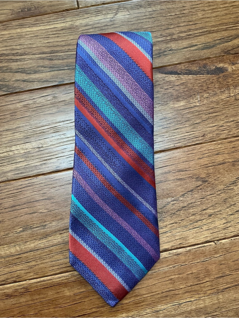 Robert Graham 100% Silk Striped Necktie, Purple Red and Blue Stripe